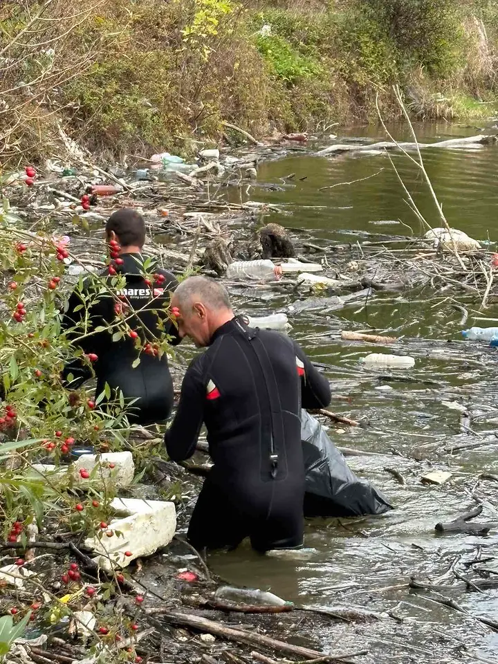 Kompanija Henkel organizovala akcije čišćenja reke Bistrica i Potpećkog jezera